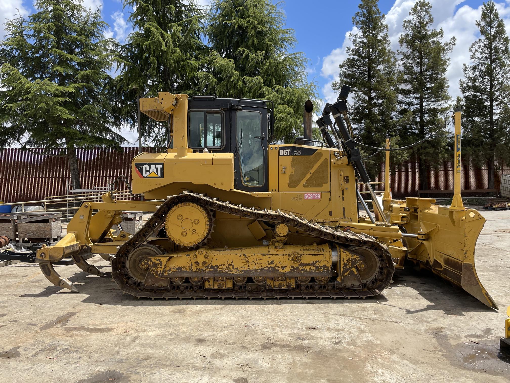 2013 CATERPILLAR D6T XW